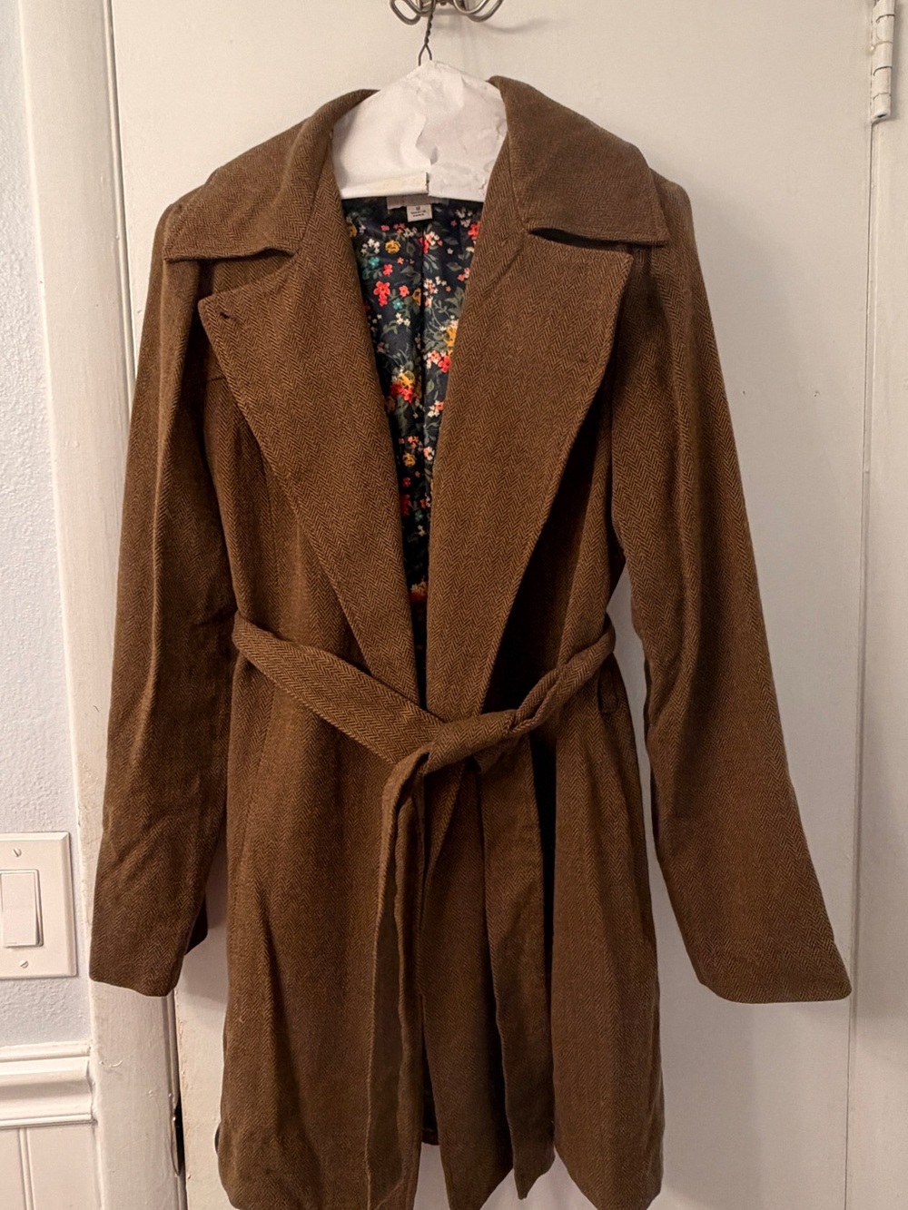 Tucker for Target Brown Herringbone Tweed Tie Waist Coat M Floral Lining